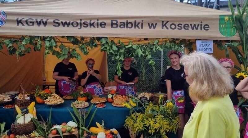 Delegacja Gminy Stary Lubotyń uczestniczyła w Dożynkach Powiatowo – Gminnych w Bogutach-Piankach